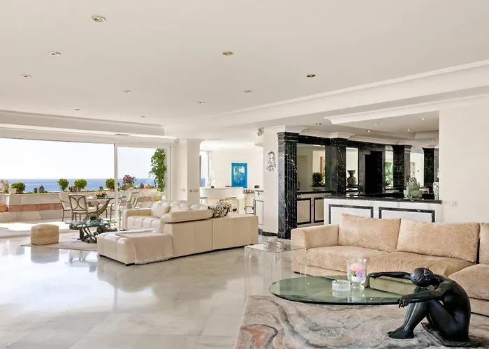 Sky Villa